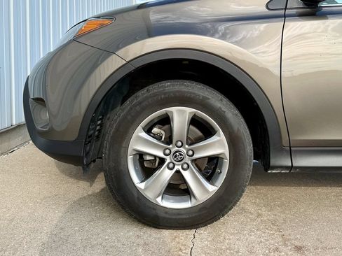 Used 2015 Toyota RAV4 XLE AWD/4WD image 29