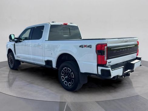 Used 2026 Ford F250 Platinum AWD/4WD image 3