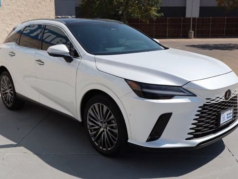 Used 2024 Lexus RX 350 FWD w/ Convenience Package image 4