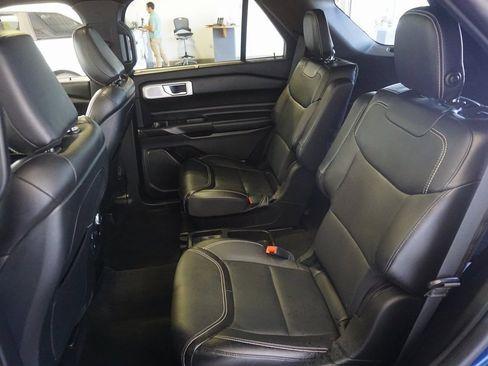 Used 2020 Ford Explorer ST w/ Premium Technology Package image 23