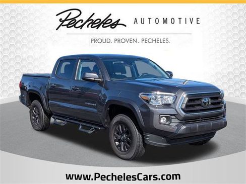 Certified 2022 Toyota Tacoma SR5 image 1