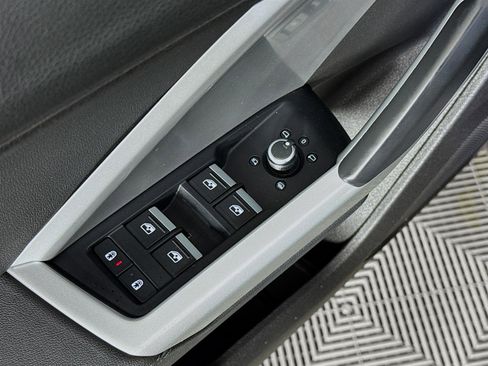 Used 2021 Audi Q3 2.0T Premium w/ Convenience Package image 20