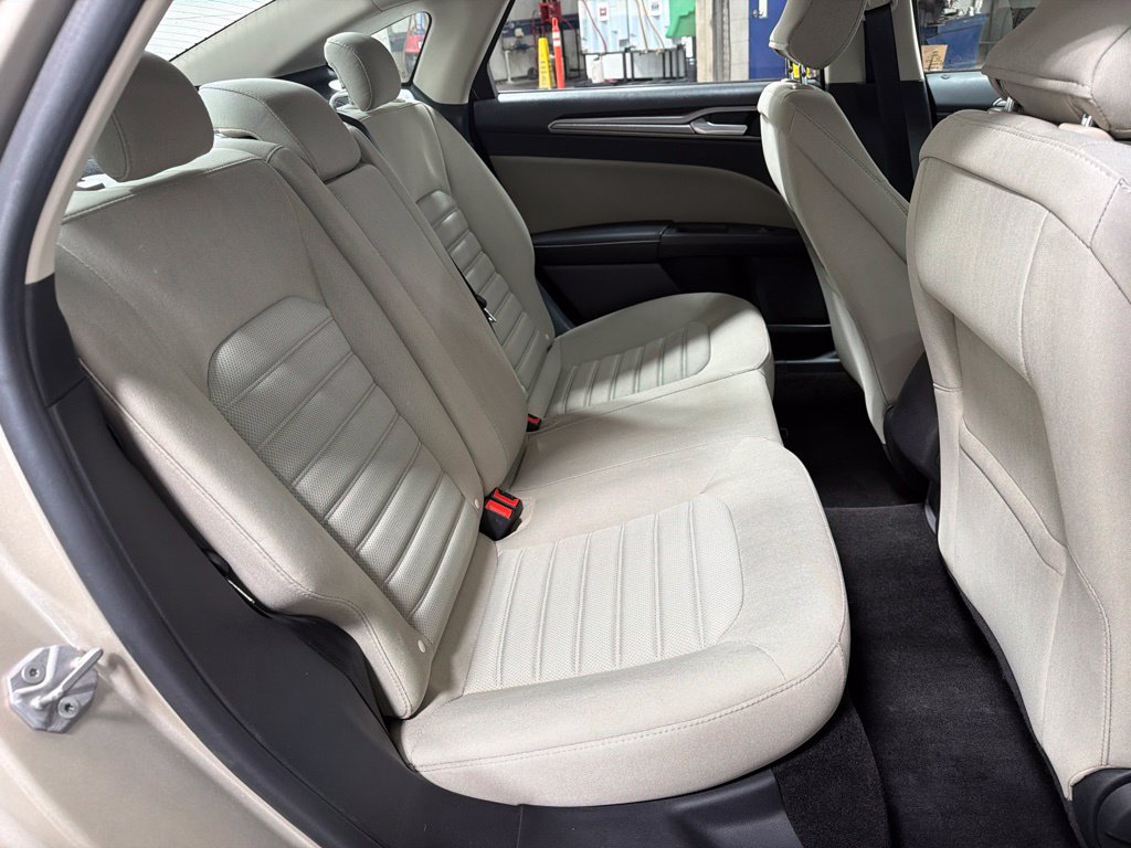 Used 2018 Ford Fusion S FWD image 10