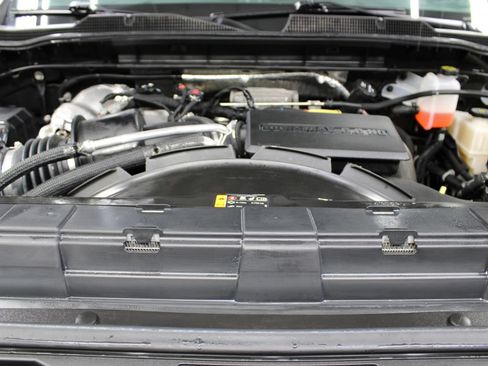 Used 2023 Chevrolet Silverado 2500 High Country AWD/4WD image 36