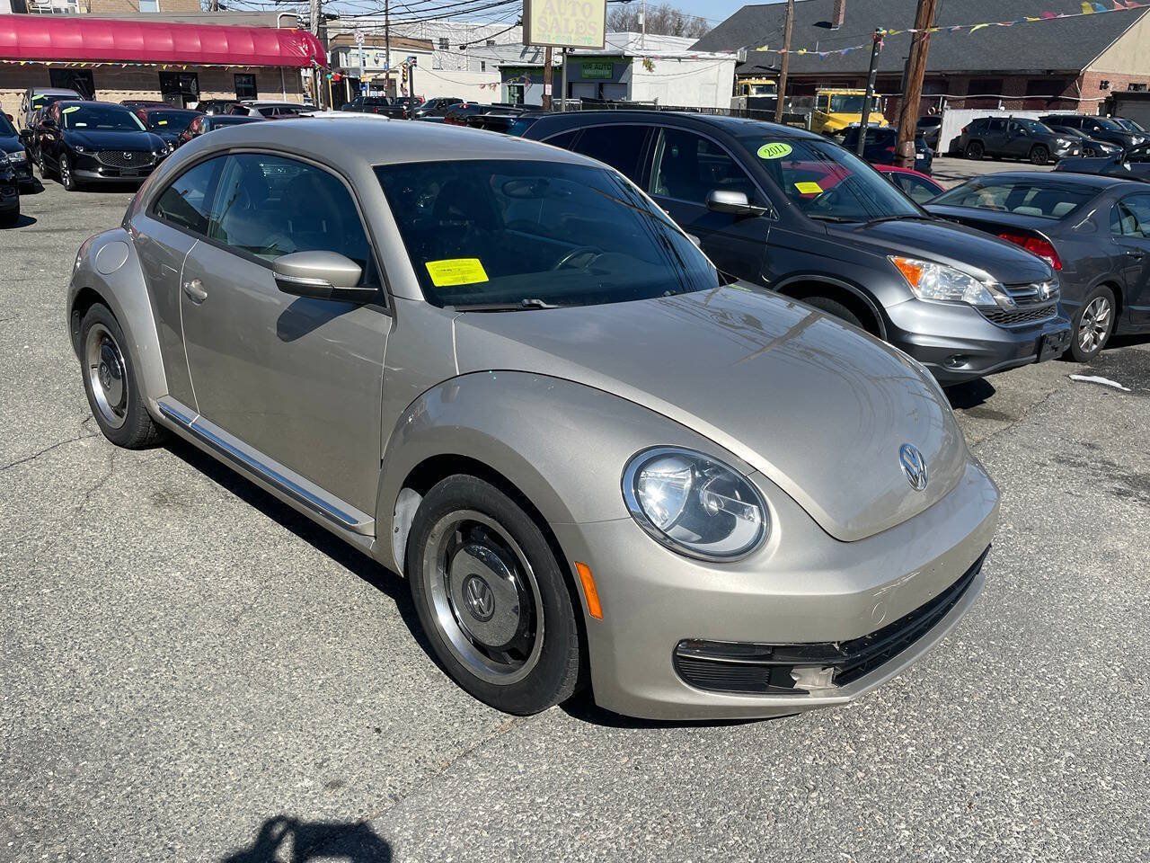 Used 2013 Volkswagen Beetle 2.5 FWD image 4