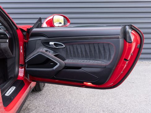 Certified 2019 Porsche 911 Carrera GTS RWD image 29
