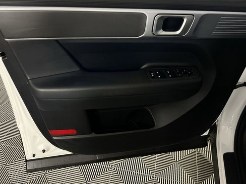 Used 2025 Hyundai Santa Fe SE image 20