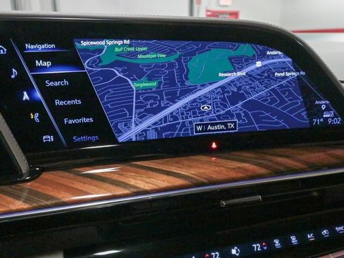 Used 2024 Cadillac Escalade ESV Sport Platinum w/ LPO, ONYX Package image 17