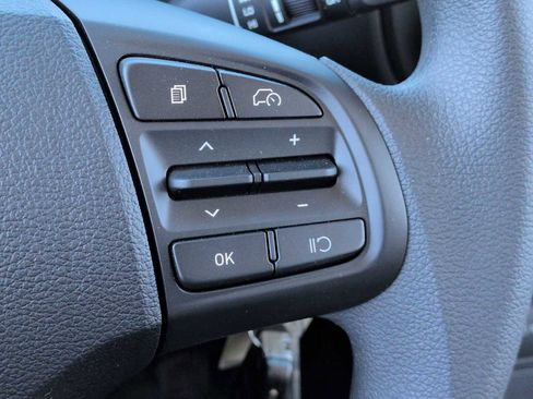 Certified 2026 Hyundai Venue SE image 24