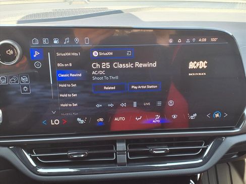 New 2026 Chevrolet Equinox EV RS image 12