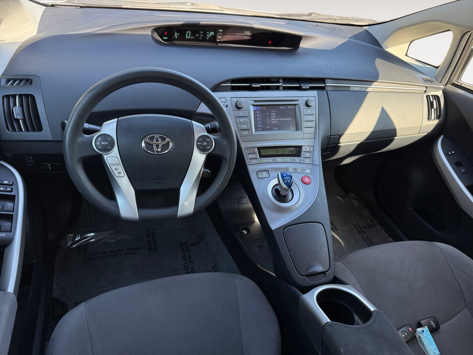 Used 2014 Toyota Prius Two FWD image 15