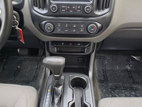 Used 2015 Chevrolet Colorado W/T w/ WT Convenience Package RWD image 18