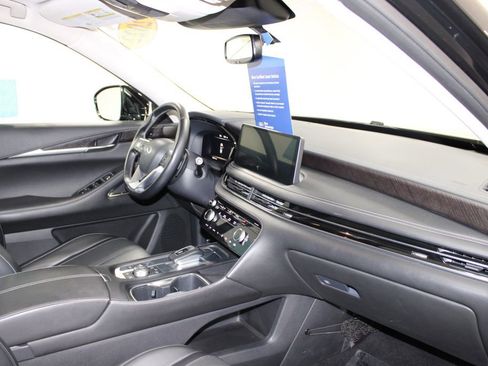 Used 2022 INFINITI QX60 Sensory w/ Cargo Package AWD/4WD image 30