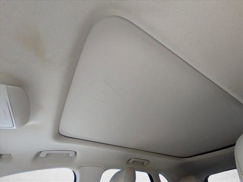 Used 2017 Lincoln MKC Select w/ Select Plus Package image 14