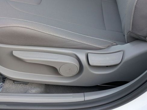 New 2026 Hyundai Elantra Sport image 17