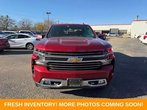 Used 2019 Chevrolet Silverado 1500 High Country w/ Technology Package image 2