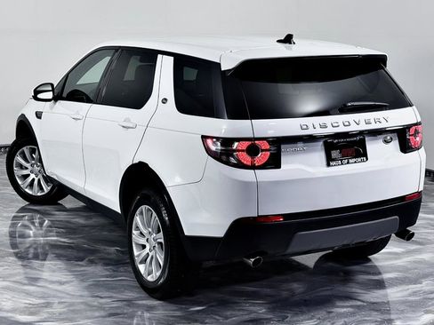 Used 2016 Land Rover Discovery Sport SE image 12