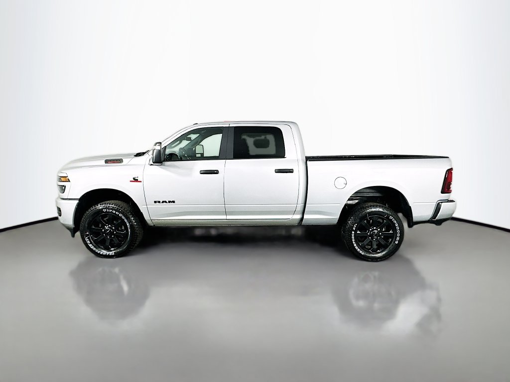 New 2026 RAM 2500 Big Horn AWD/4WD image 4