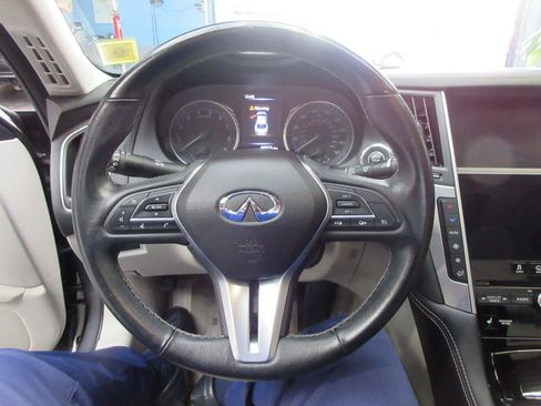 Used 2019 INFINITI Q50 Signature Edition AWD/4WD image 16