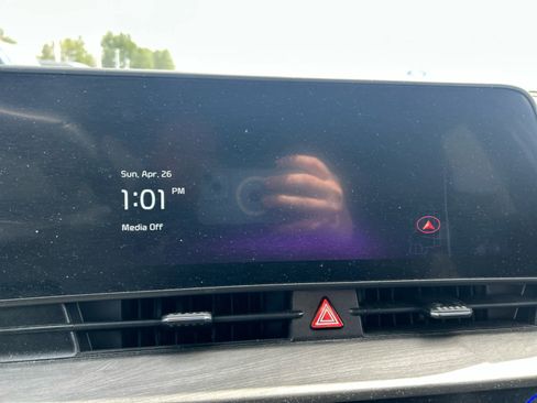 Used 2023 Kia Sportage X-Line AWD/4WD image 12