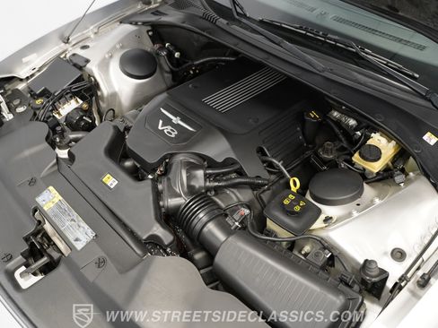 Used 2004 Ford Thunderbird image 37