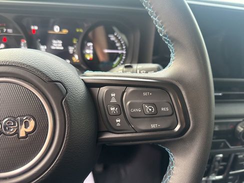 Used 2024 Jeep Wrangler Unlimited Rubicon 4xe image 19