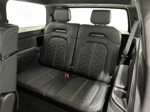 Used 2025 Rivian R1S Adventure AWD/4WD image 22
