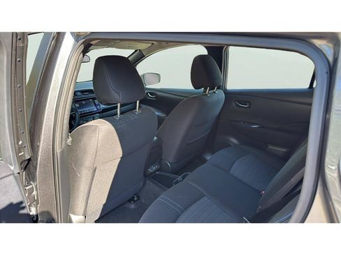 Used 2025 Nissan Leaf S FWD image 13