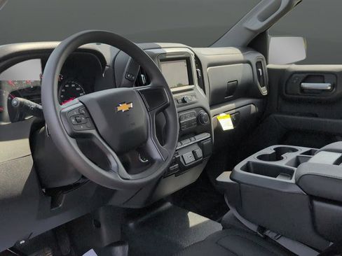 Used 2026 Chevrolet Silverado 1500 W/T w/ WT Value Package AWD/4WD image 9