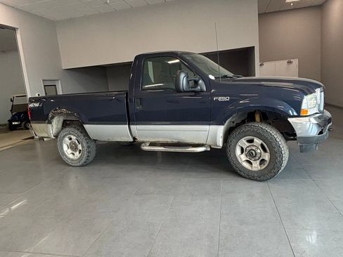 Used 2003 Ford F250 4x4 Regular Cab Super Duty image 5