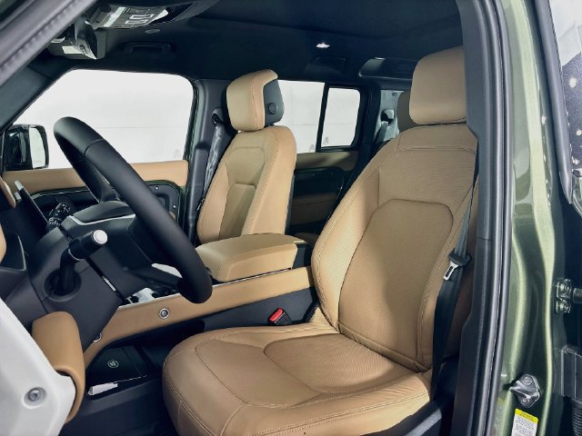 New 2026 Land Rover Defender 110 X-Dynamic SE AWD/4WD image 21