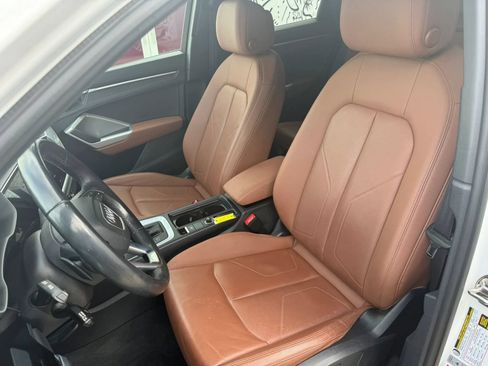 Used 2021 Audi Q3 2.0T Premium w/ Convenience Package AWD/4WD image 11