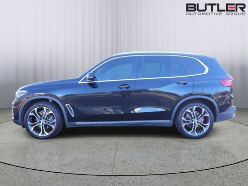 Used 2021 BMW X5 sDrive40i w/ Premium Package image 4