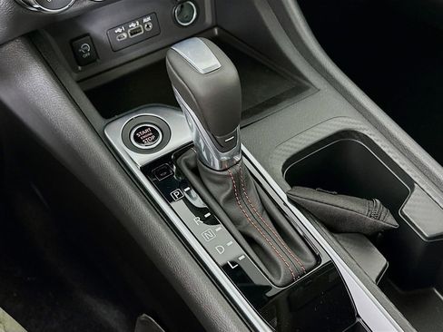 New 2025 Nissan Sentra SR image 22