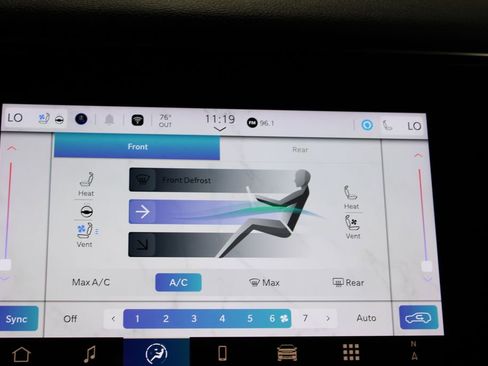 Used 2024 Jeep Wagoneer Series II image 45