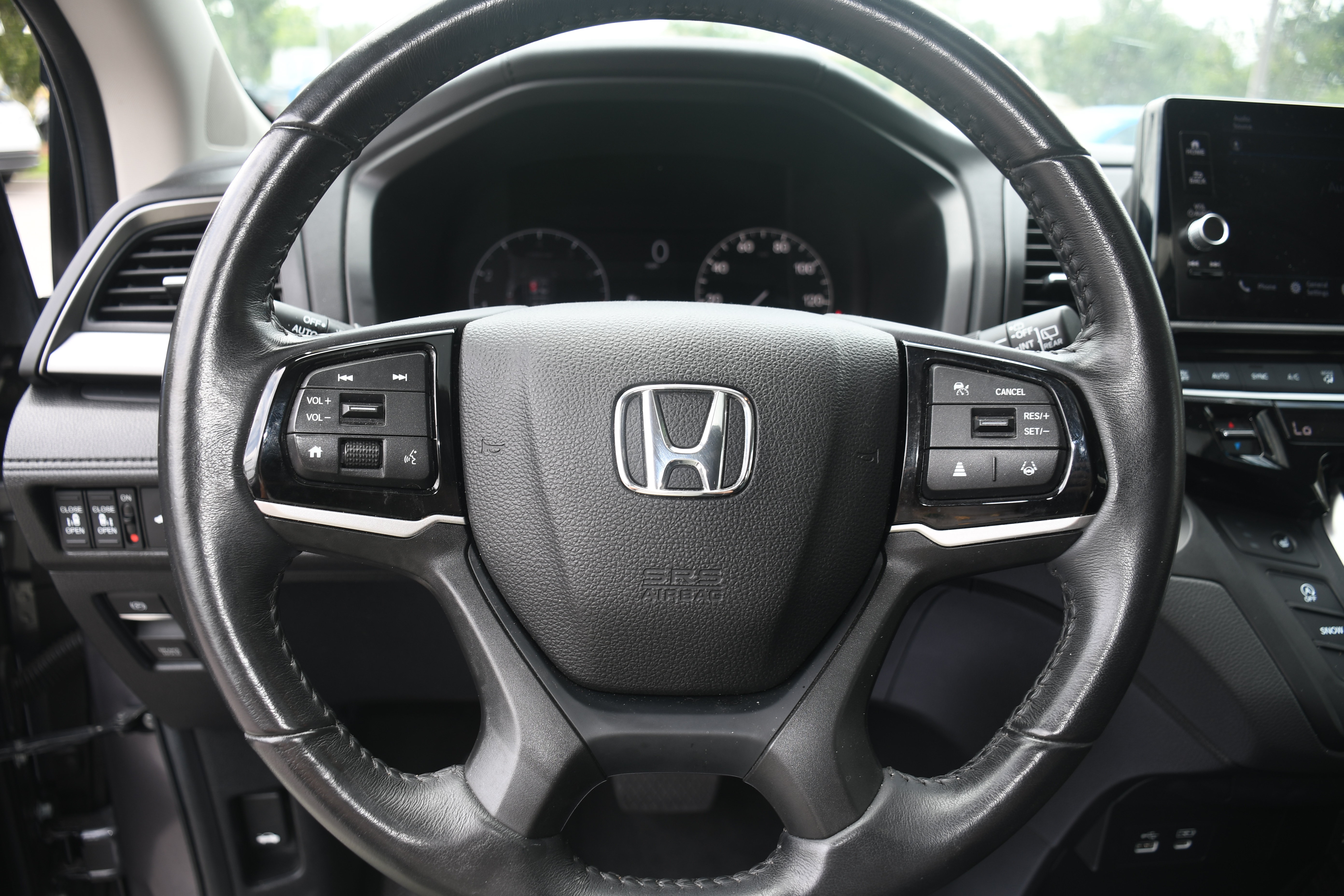 Used 2025 Honda Odyssey EX-L image 14