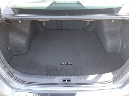 Certified 2022 Nissan Altima 2.5 SR w/ Midnight Edition Package FWD image 9