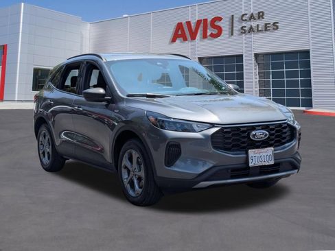 Used 2025 Ford Escape ST-Line AWD/4WD image 3