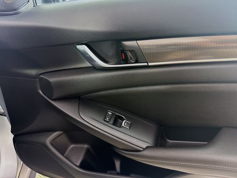 Used 2020 Honda Accord Sport image 31