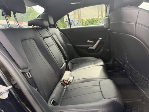 Used 2019 Mercedes-Benz A 220 4MATIC image 7