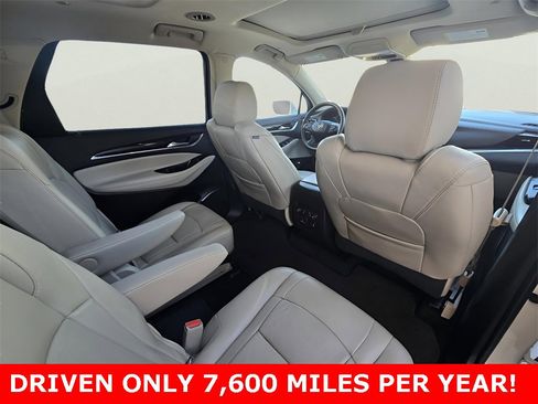 Used 2018 Buick Enclave Premium image 14