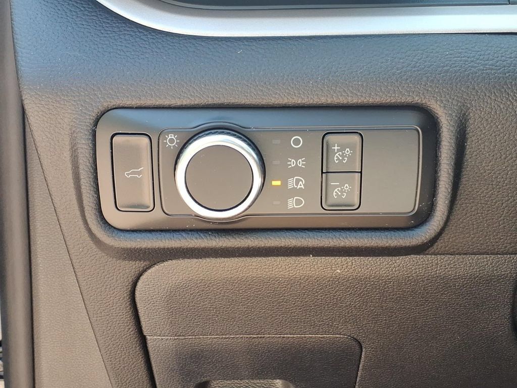 Certified 2023 Ford Explorer XLT AWD/4WD image 19
