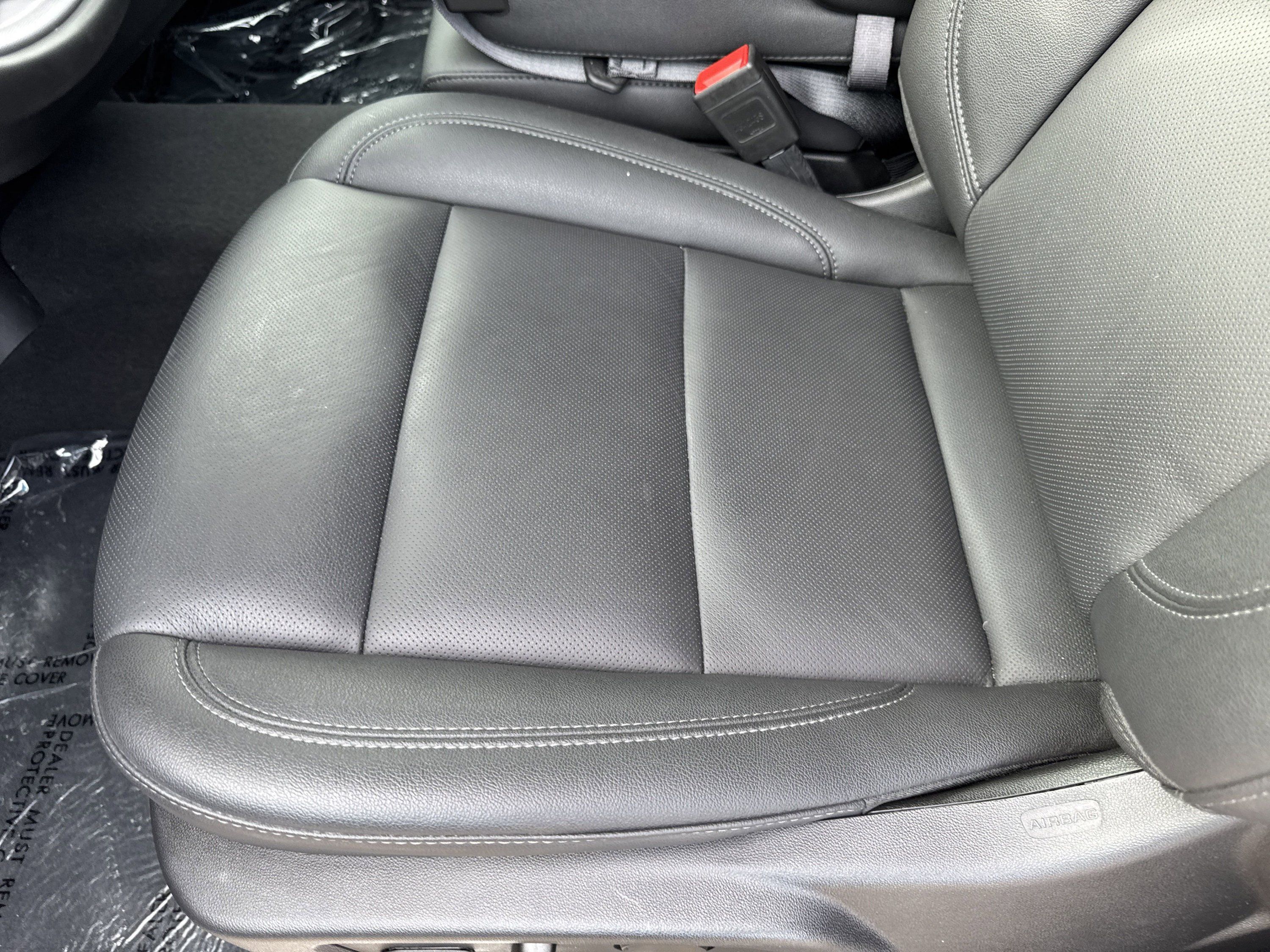 Used 2025 GMC Sierra 1500 SLT AWD/4WD image 13