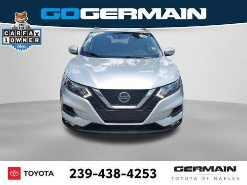 Used 2022 Nissan Rogue Sport SV FWD image 3