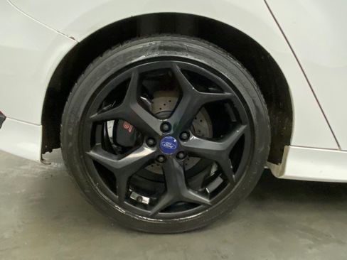 Used 2016 Ford Focus ST FWD image 17