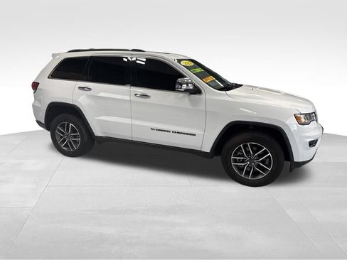Used 2022 Jeep Grand Cherokee Limited AWD/4WD image 10
