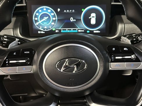 Used 2022 Hyundai Tucson Limited AWD/4WD image 11