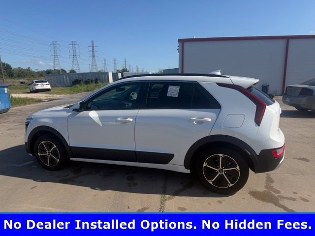 Used 2025 Kia Niro LX FWD image 5
