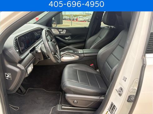 Used 2021 Mercedes-Benz GLS 450 4MATIC image 11