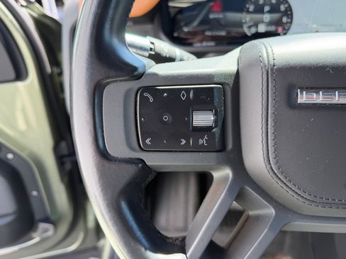 Used 2022 Land Rover Defender 90 X AWD/4WD image 16